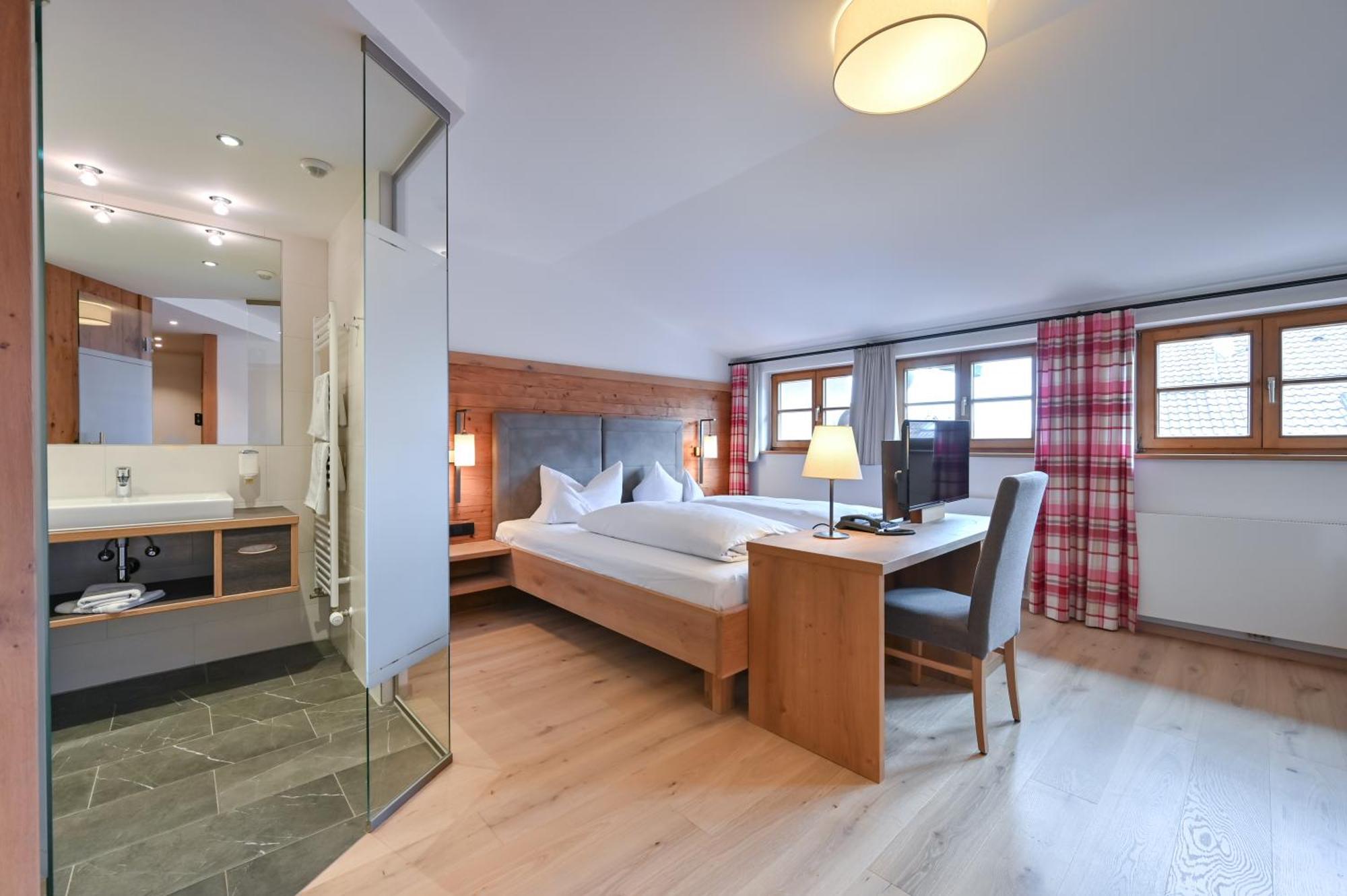 שוונגאו Hotel Helmer חדר תמונה